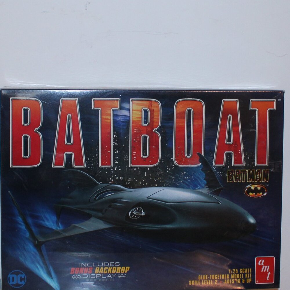 Batman Returns Batboat from AMT Models - Picture 3 of 4